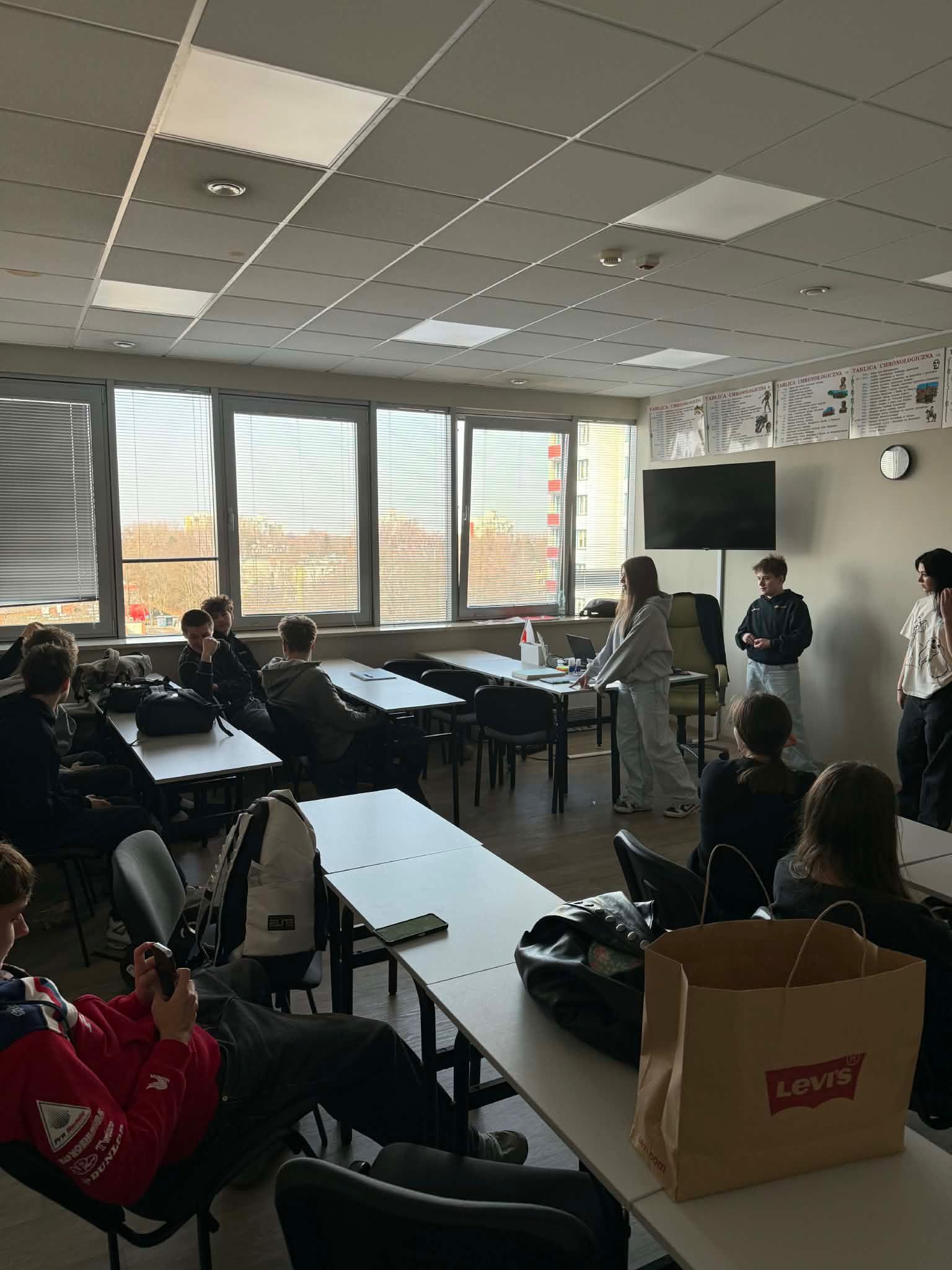 Uczniowski projekt „Cień relacji”