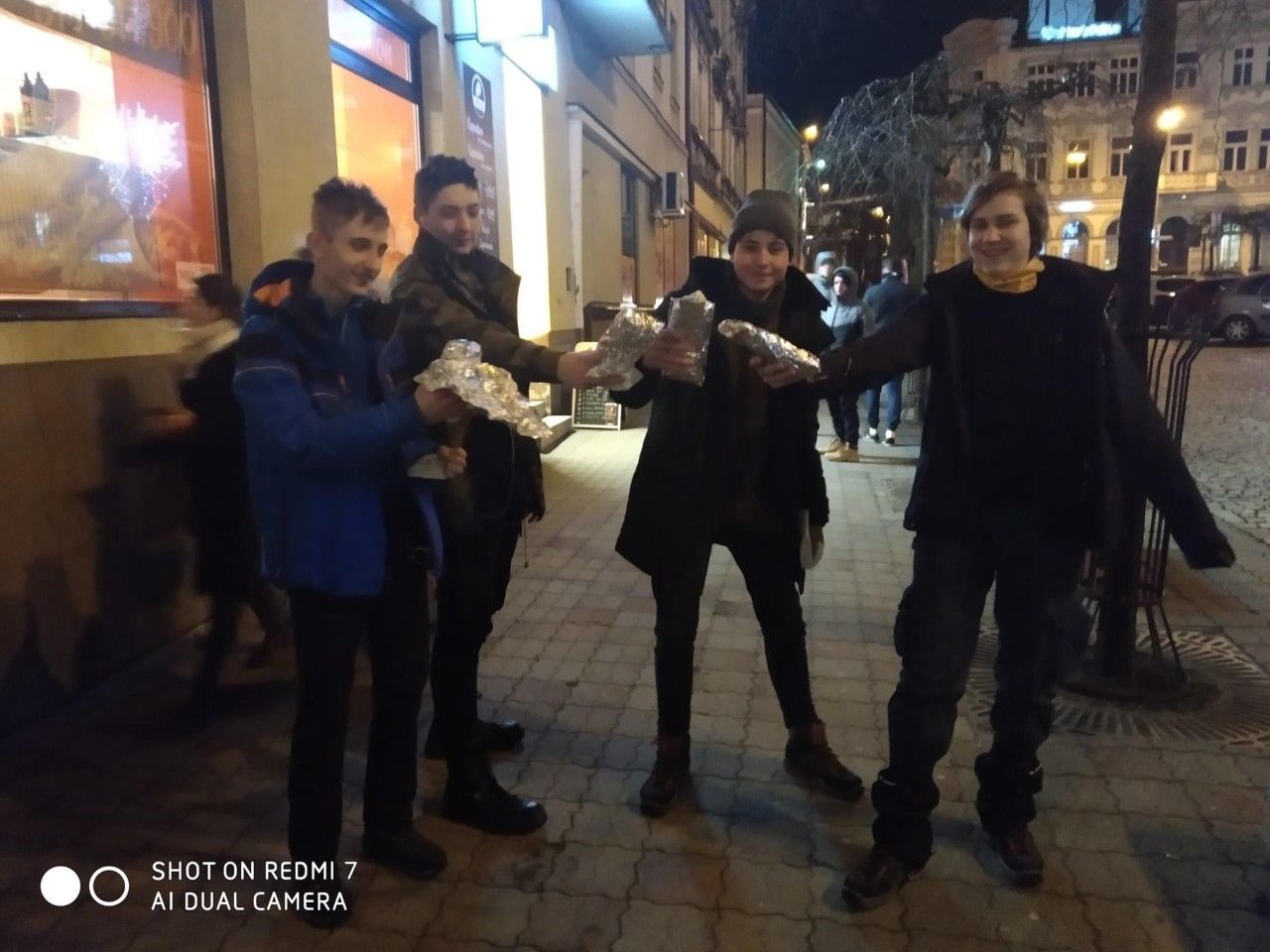 Biała szkoła klasy UMBO