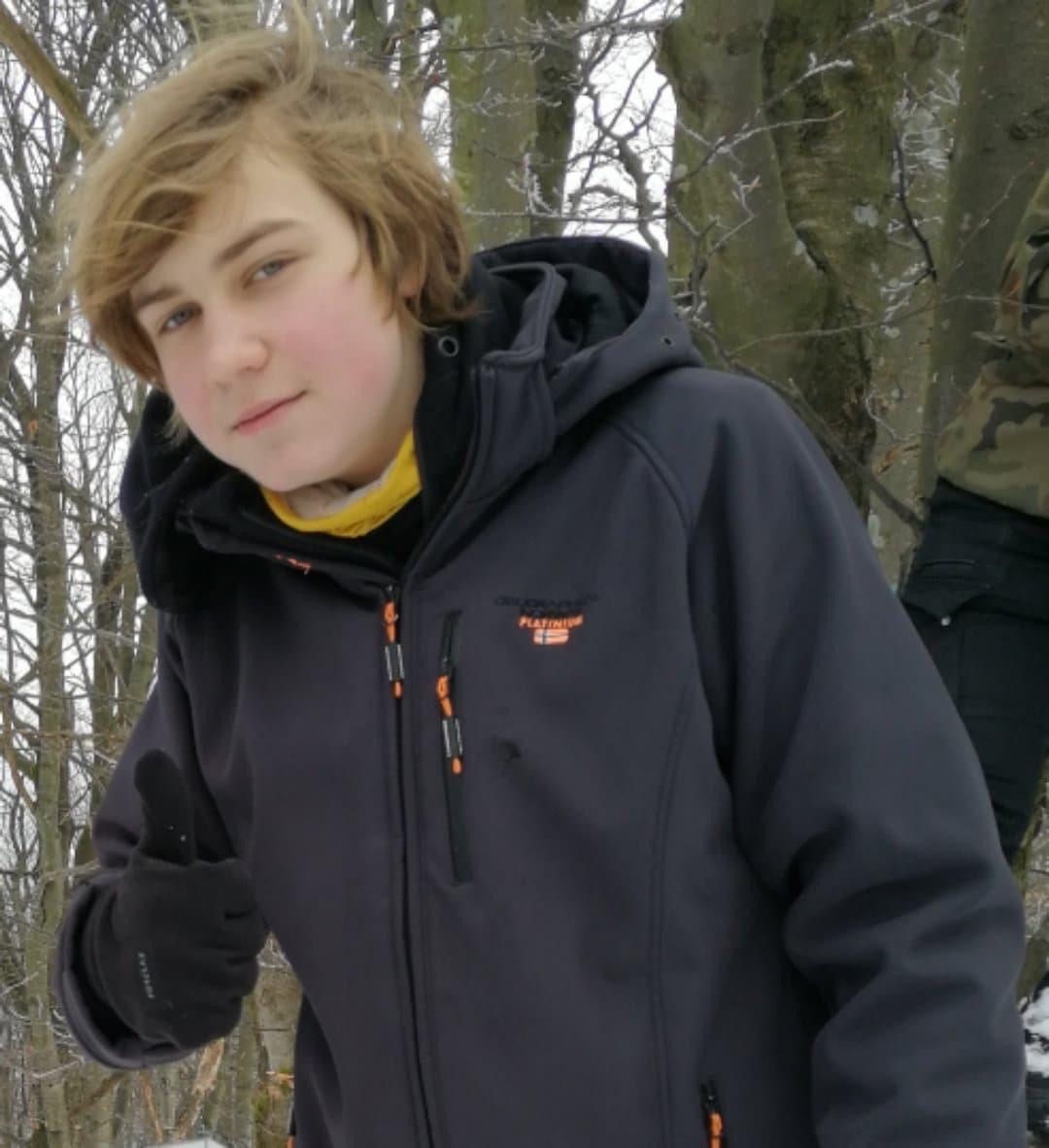 Biała szkoła klasy UMBO